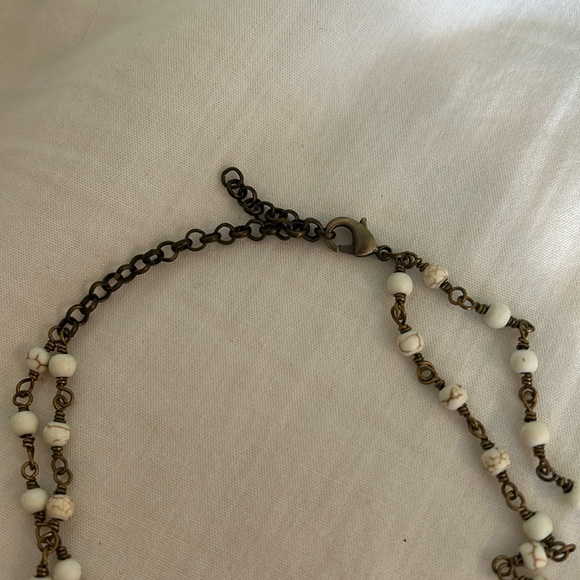 🌙 Double Layered Beaded Crescent Moon Necklace 🌙 - Picture 3 of 3